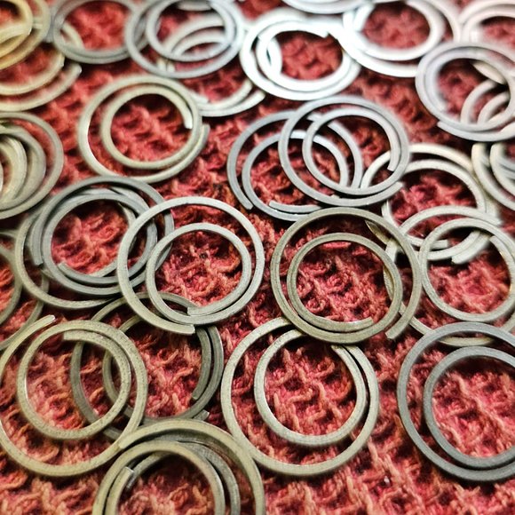 Spiral paper clips, handmade by California artist, unusual tiny works of art - Picture 4 of 7
